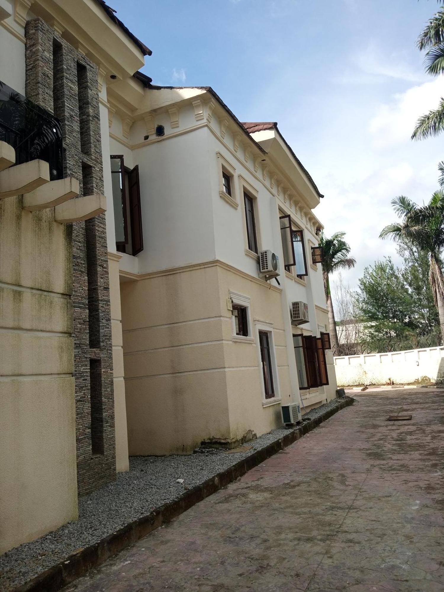 Diamond Well Hotel And Lodge Abuja Buitenkant foto
